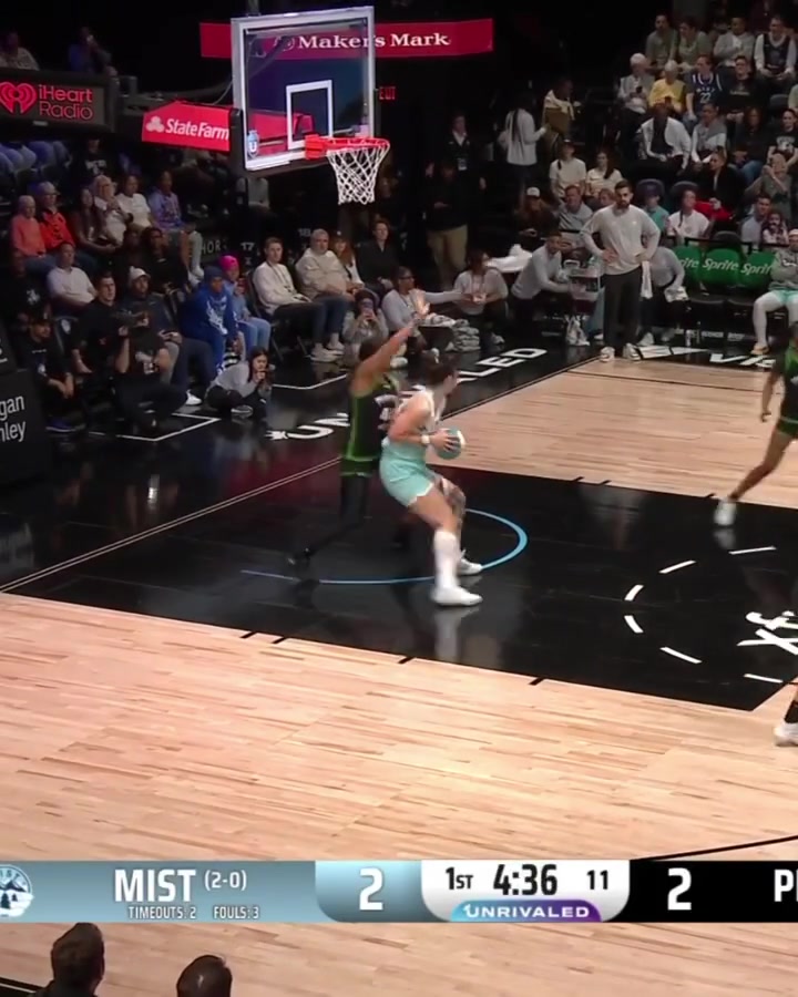 必发体育-李月汝第3轮Unrivaled比赛上场12分钟拿6分7板！时间&amp;篮板创新高