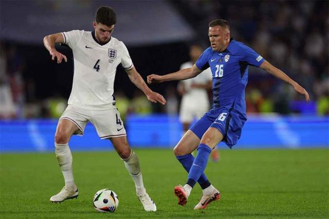 1719404160646007679.jpg 必发官方网站-登场即英雄,伊利契奇阔别955天归来,赖斯现场致敬