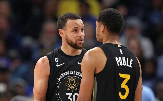 1679271926869012453.jpg 客场无底洞吞噬勇士!库里冲第五冠难实现?