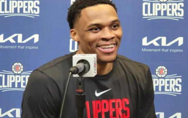 必发官方网站-【夜读】上下半场判若两队，男篮给乔帅的“见面礼”