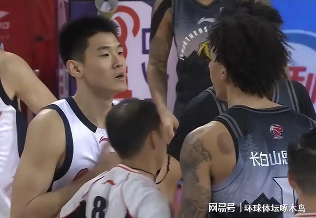 必发体育-姜伟泽27分2板2助1断 CBA吉林98-119不敌广东 奎因42分