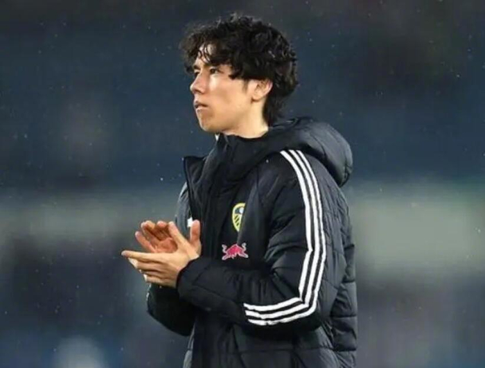 必发-田中碧连续五场英超未获出场机会|利兹联|曼城|日本|德克兰-赖斯|布伦特福德_新浪体育_新浪新闻